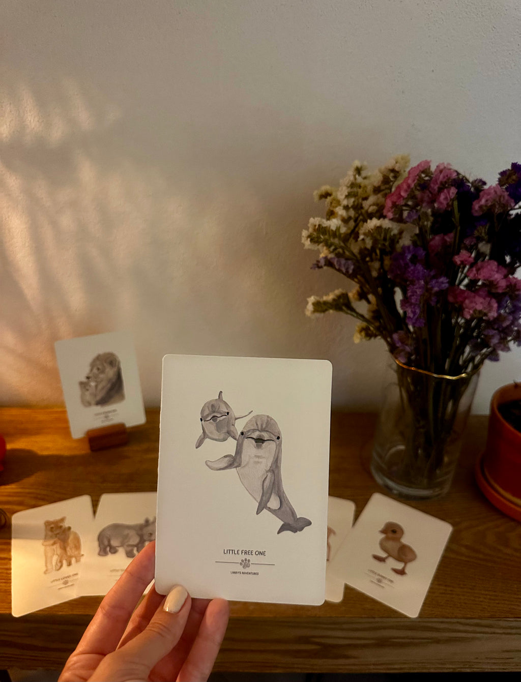 Larry's Little Friends - Postcard set A6